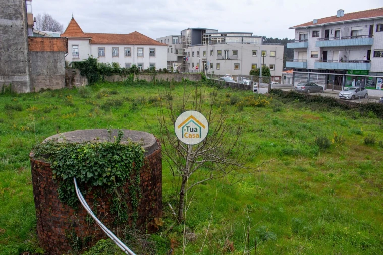 Terreno para Venda em Lourosa Foto 2