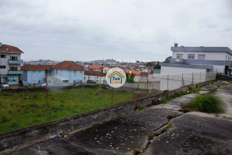 Terreno para Venda em Lourosa Foto 11