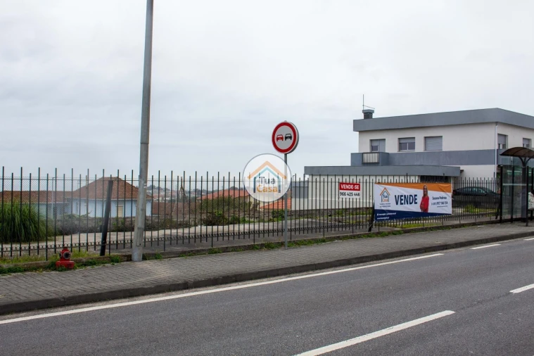 Terreno para Venda em Lourosa Foto 6