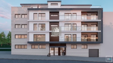 Apartamento T3 para Venda em Charneca de Caparica e Sobreda