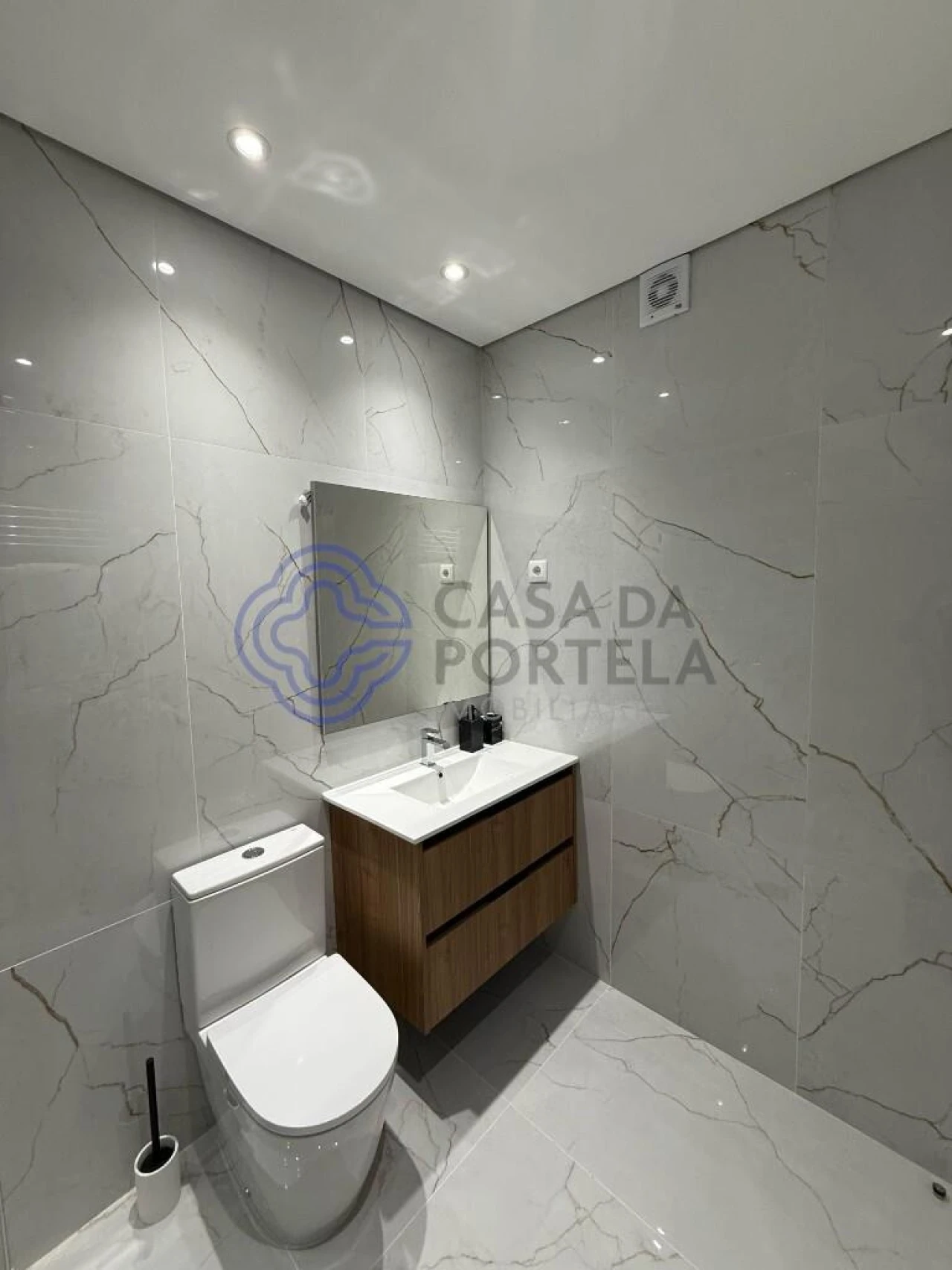 Apartamento T1 para Venda em Valongo Foto 28