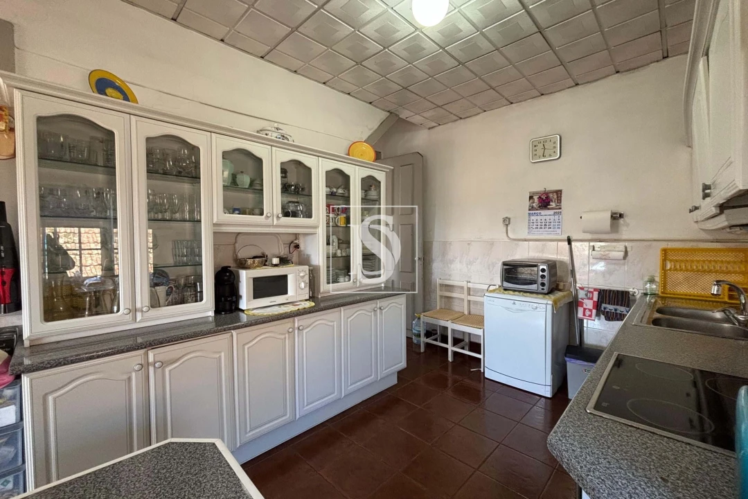 Moradia T7 para Venda em Lobão da Beira Foto 16