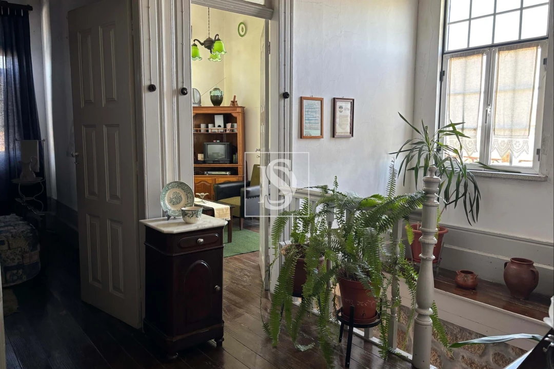 Moradia T7 para Venda em Lobão da Beira Foto 9