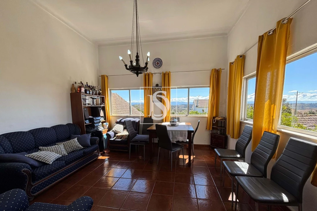 Moradia T7 para Venda em Lobão da Beira Foto 13