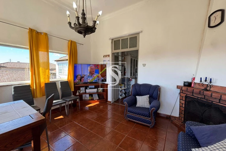 Moradia T7 para Venda em Lobão da Beira Foto 15