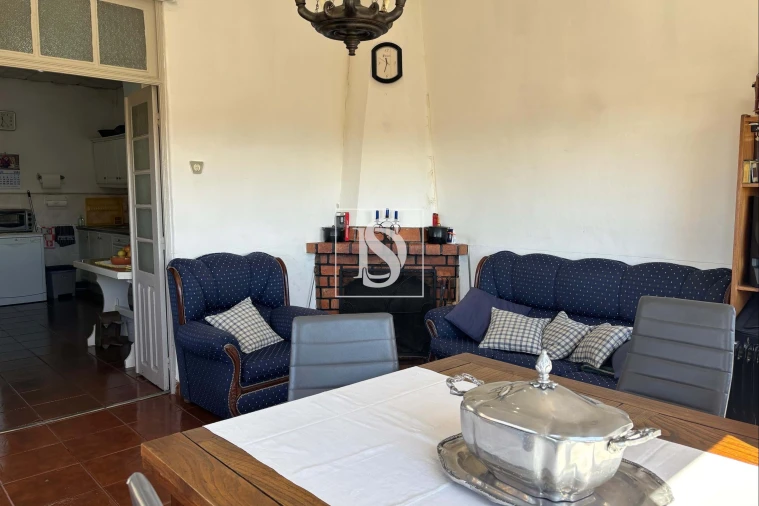 Moradia T7 para Venda em Lobão da Beira Foto 12