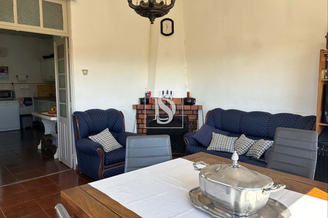 Moradia T7 para Venda em Lobão da Beira Foto 12