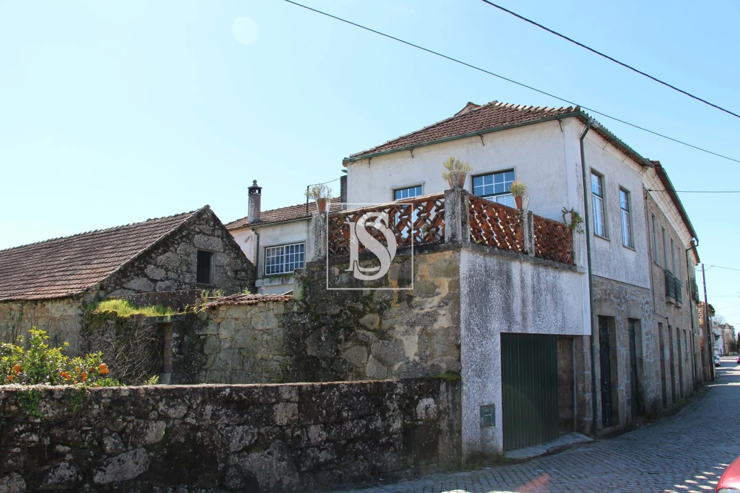 Moradia T7 para Venda em Lobão da Beira Foto 4