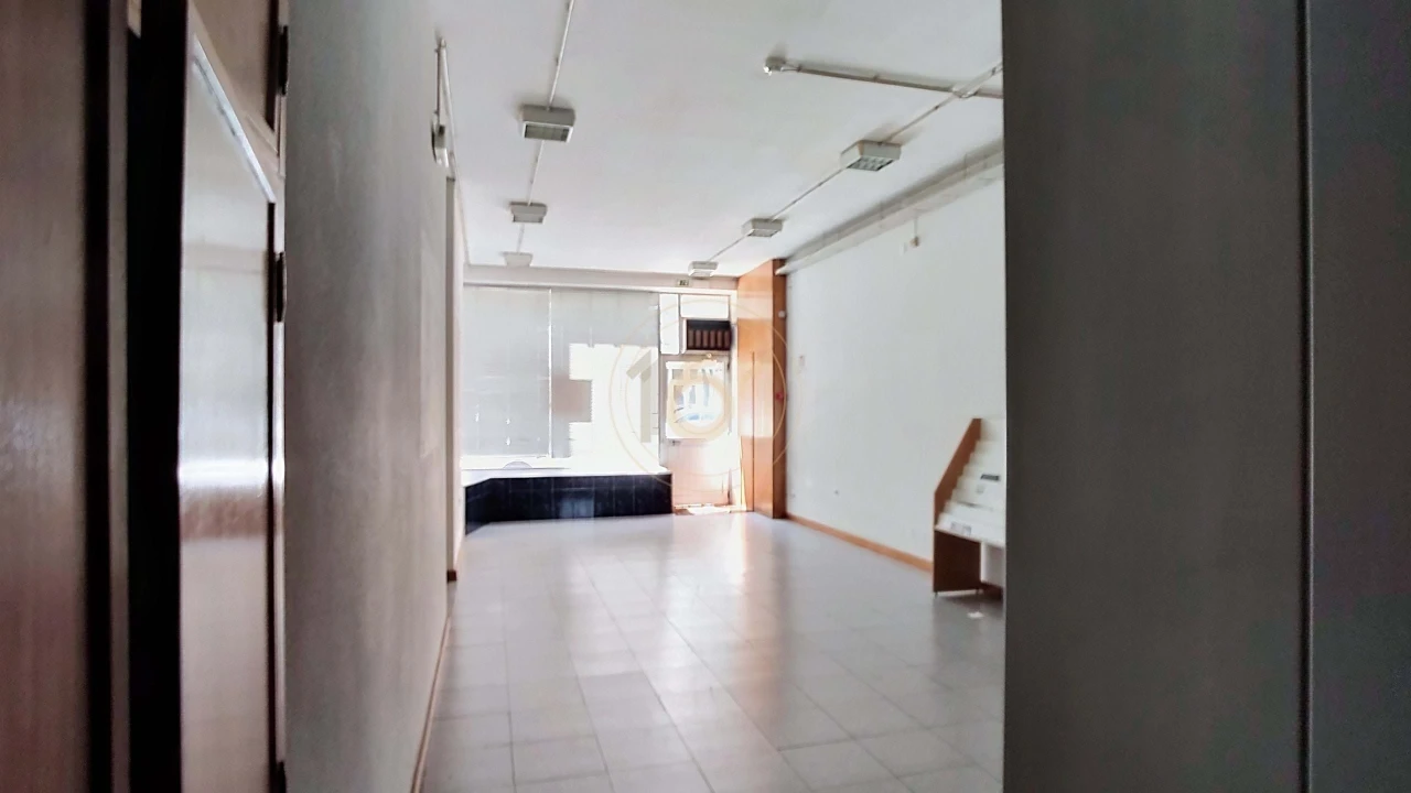 Negócio para Venda em Cedofeita, Santo Ildefonso, Sé, Miragaia, São Nicolau e Vitória Foto 2