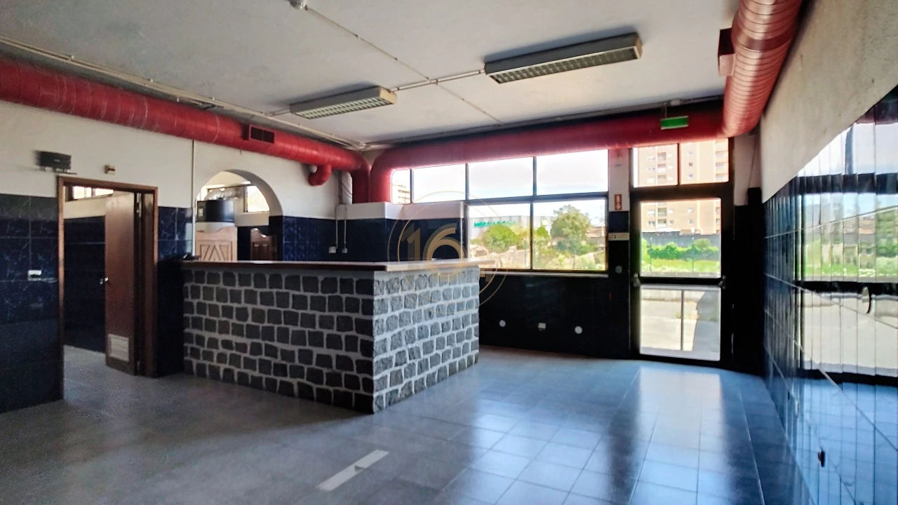 Negócio para Venda em Cedofeita, Santo Ildefonso, Sé, Miragaia, São Nicolau e Vitória Foto 19