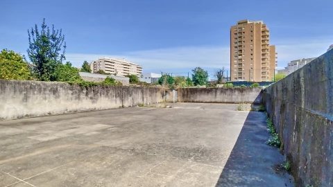Negócio para Venda em Cedofeita, Santo Ildefonso, Sé, Miragaia, São Nicolau e Vitória