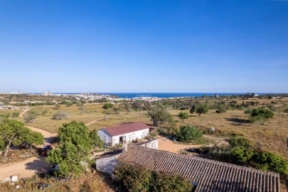 Moradia T4 para Venda em Lagos (São Sebastião e Santa Maria)