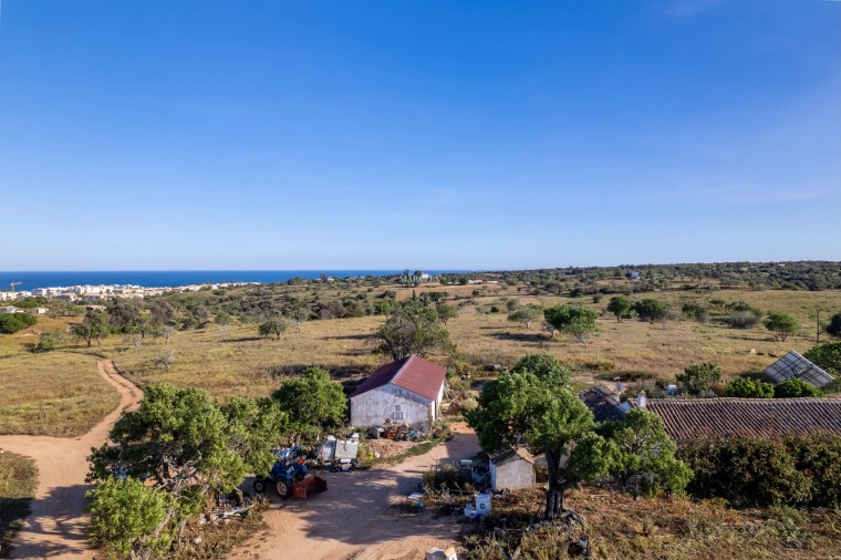 Moradia T4 para Venda em Lagos (São Sebastião e Santa Maria) Foto 17