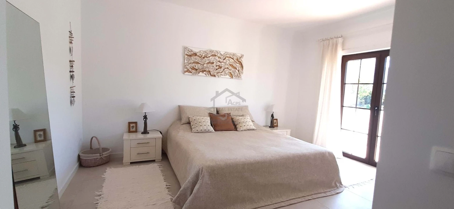 Moradia T5 para Venda em Alcobaça e Vestiaria Foto 11