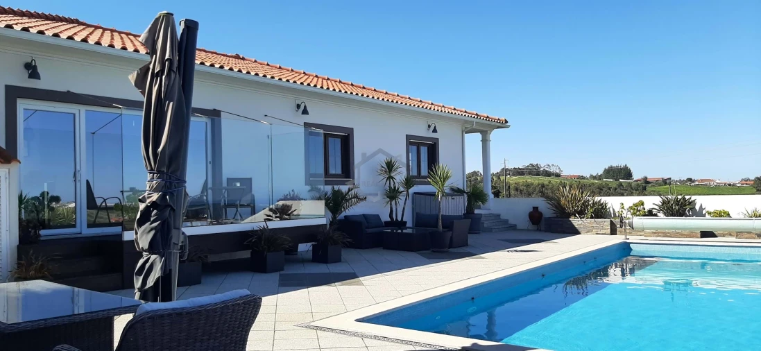 Moradia T5 para Venda em Alcobaça e Vestiaria Foto 1