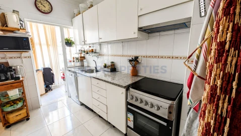 Apartamento T2 para Venda em Quarteira