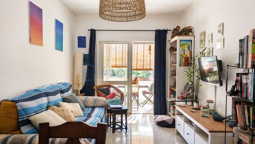 Apartamento T2 para Venda em Quarteira Foto 10