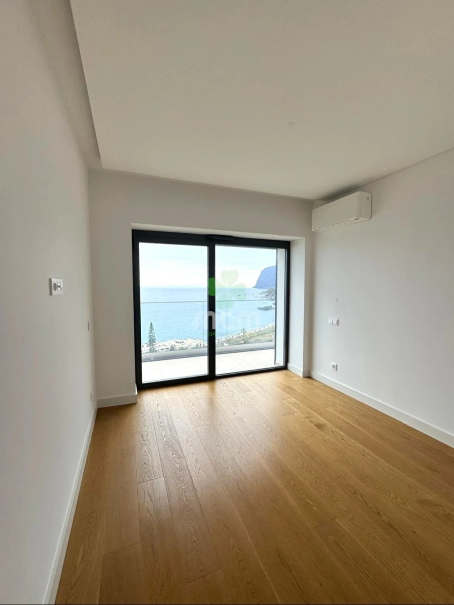 Apartamento T3 para Venda em São Martinho Foto 11