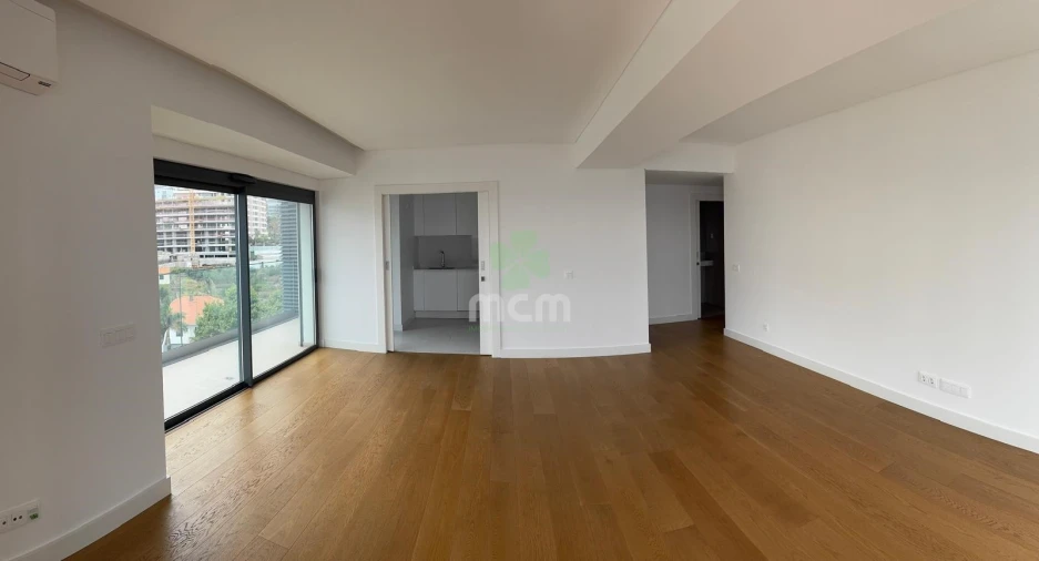 Apartamento T3 para Venda em São Martinho Foto 15