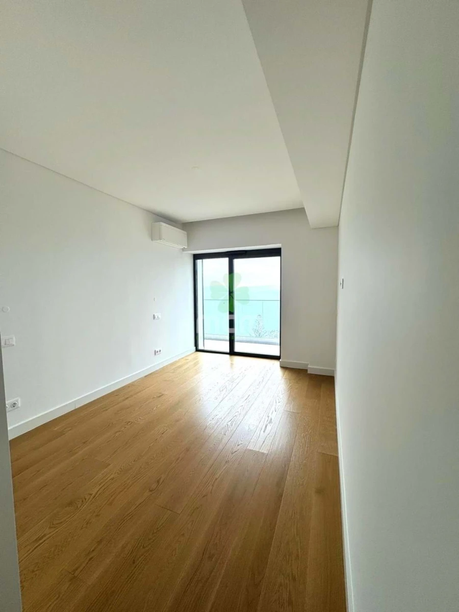 Apartamento T3 para Venda em São Martinho Foto 7