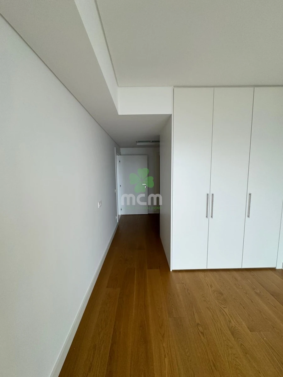 Apartamento T3 para Venda em São Martinho Foto 6