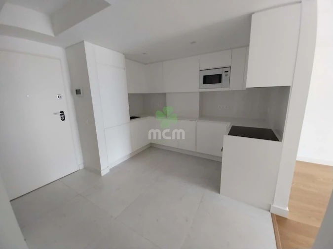 Apartamento T2 para Venda em São Martinho Foto 5