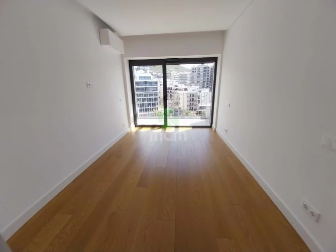 Apartamento T2 para Venda em São Martinho Foto 9