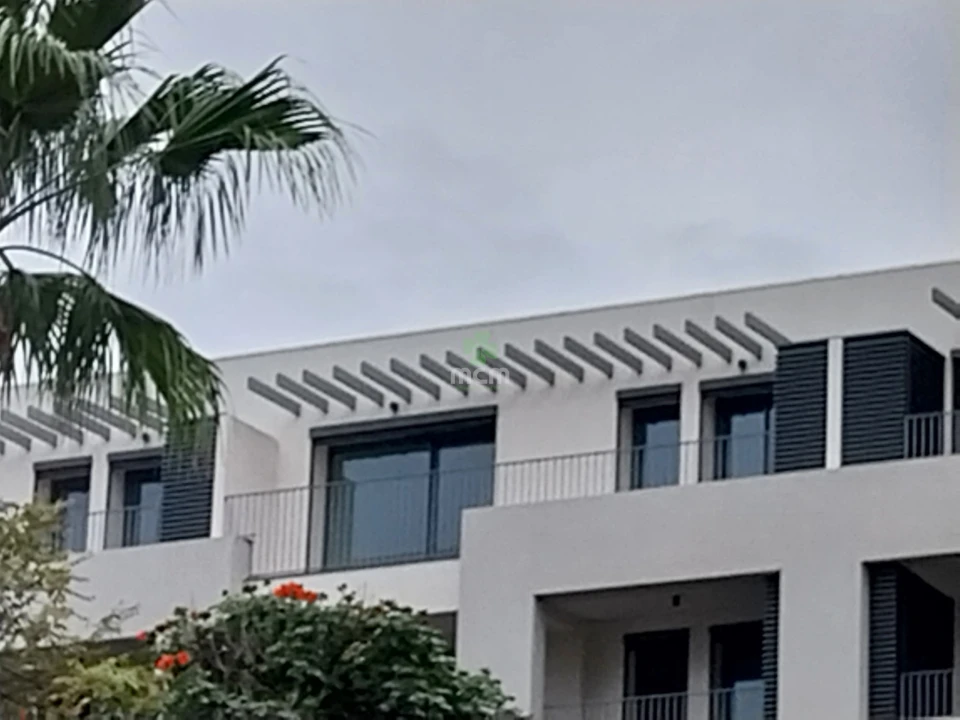 Apartamento T2 para Venda em São Martinho Foto 2