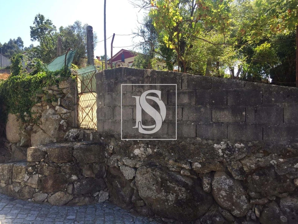 Terreno para Venda em Creixomil e Mariz Foto 2