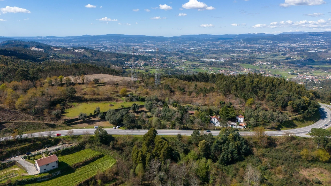 Moradia T5 para Venda em Covelas Foto 16