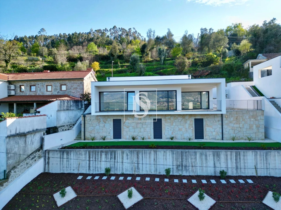 Moradia T3 para Venda em Ribeira Foto 1