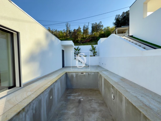 Moradia T3 para Venda em Ribeira Foto 25