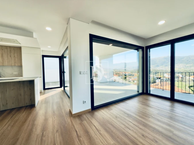 Moradia T3 para Venda em Ribeira Foto 9