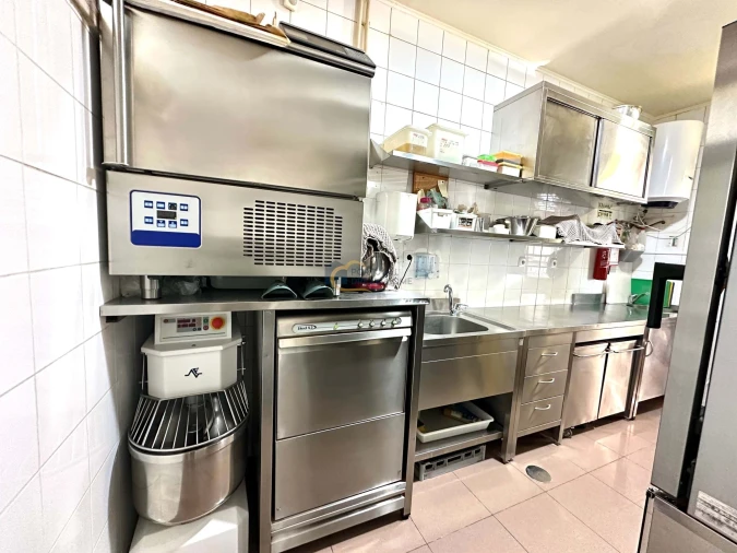 Negócio para Trespasse em Ferreiras Foto 16