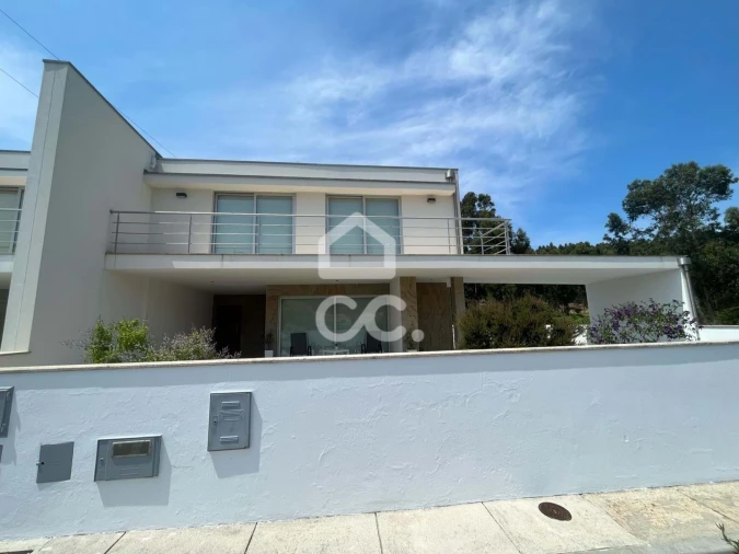 Moradia T4 para Venda em Carreço Foto 4