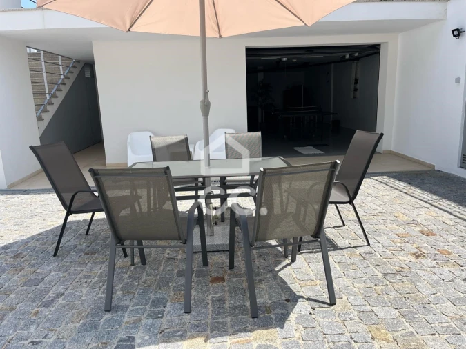 Moradia T4 para Venda em Carreço Foto 20