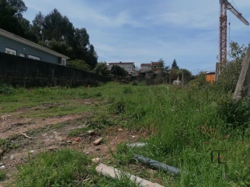 Terreno para Venda em Gondomar (São Cosme), Valbom e Jovim