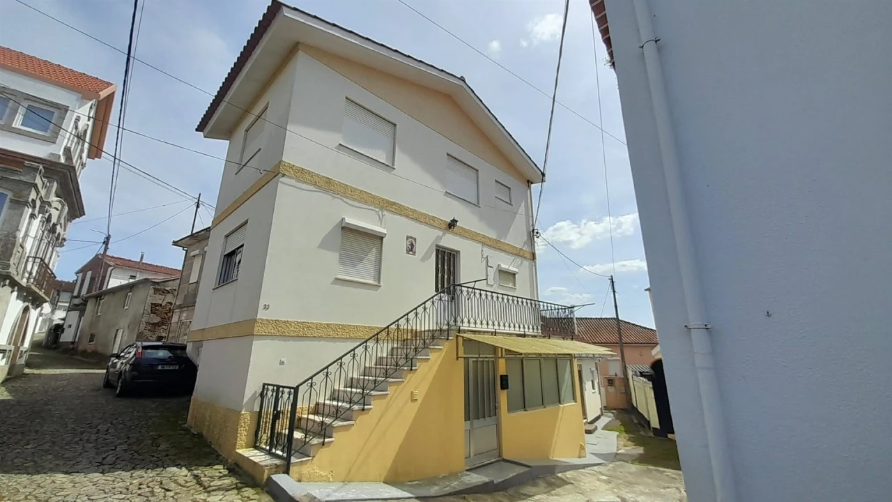 Moradia T3 para Venda em Seixas Foto 2