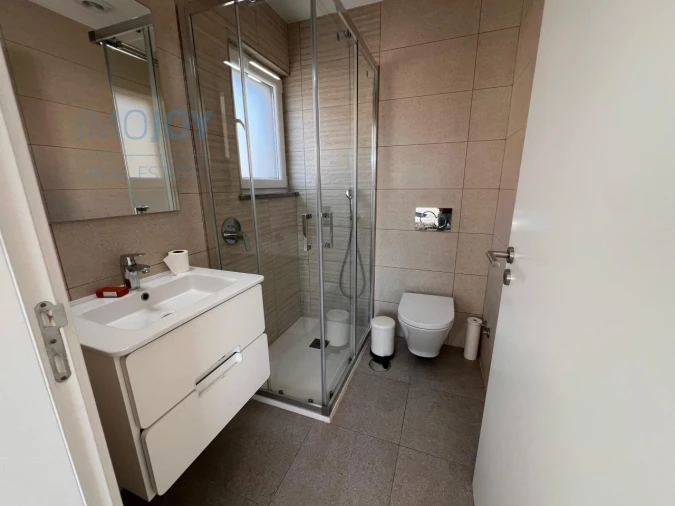 Moradia T4 para Venda em Carvoeira Foto 15