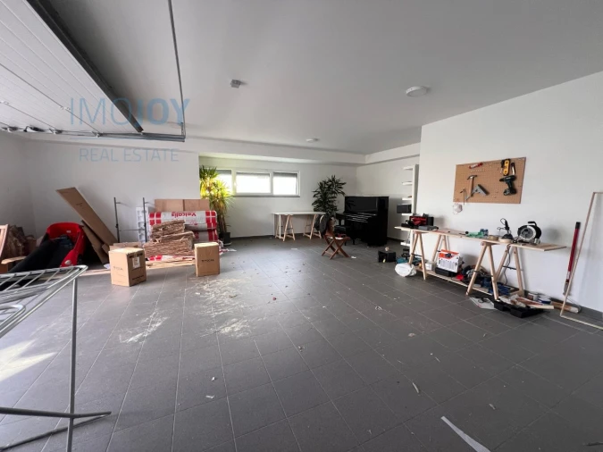 Moradia T4 para Venda em Carvoeira Foto 20