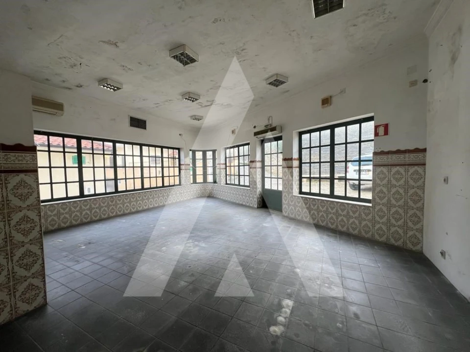 Moradia T2 para Venda em Ervedosa do Douro Foto 3