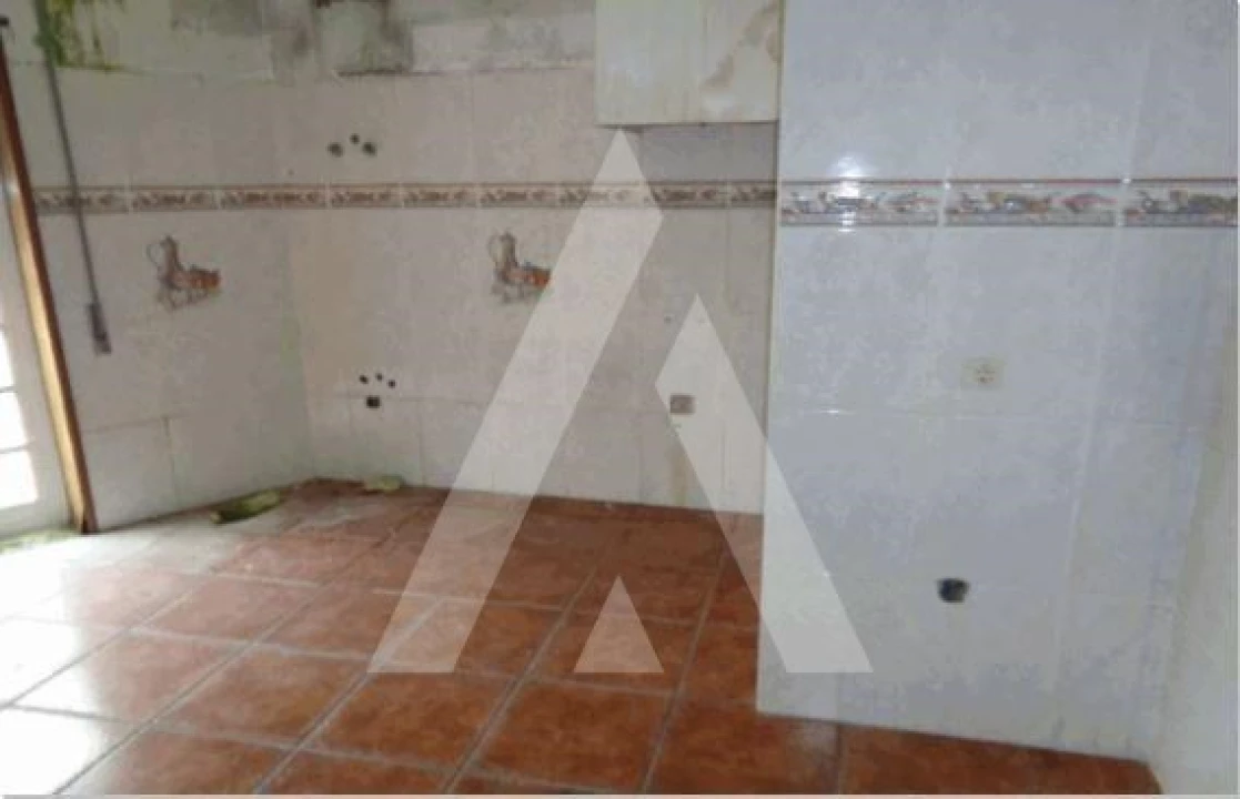 Moradia T2 para Venda em Ervedosa do Douro Foto 4