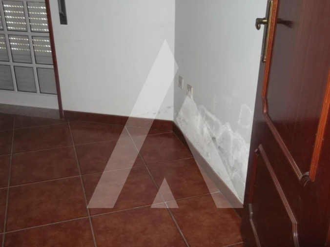 Moradia T2 para Venda em Ervedosa do Douro Foto 16