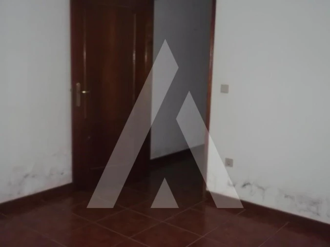 Moradia T2 para Venda em Ervedosa do Douro Foto 17