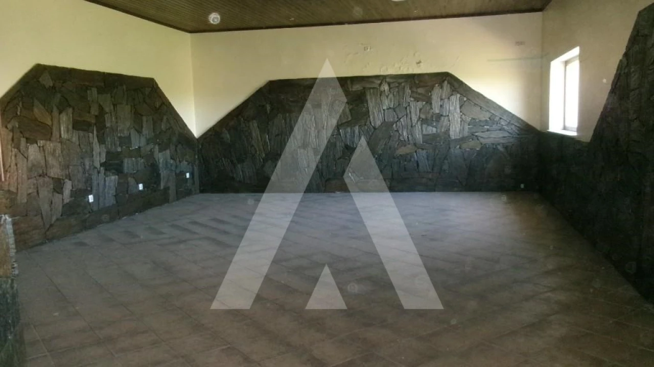 Negócio para Venda em Valongo dos Azeites Foto 6