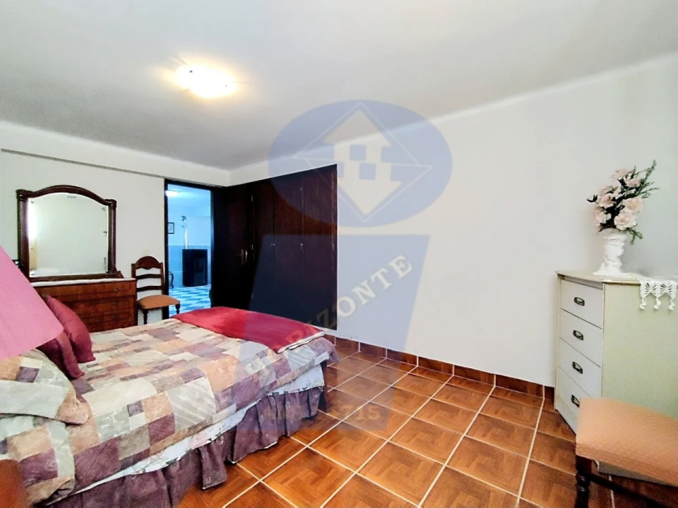 Moradia T5 para Venda em Covões e Camarneira Foto 25