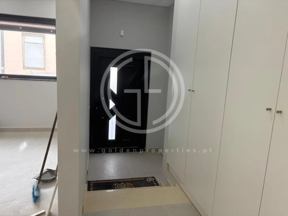 Moradia T3 para Venda em Faro (Sé e São Pedro) Foto 5