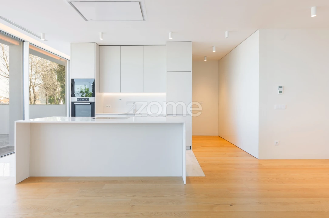 Apartamento T2 para Venda em Braga (Maximinos, Sé e Cividade) Foto 8