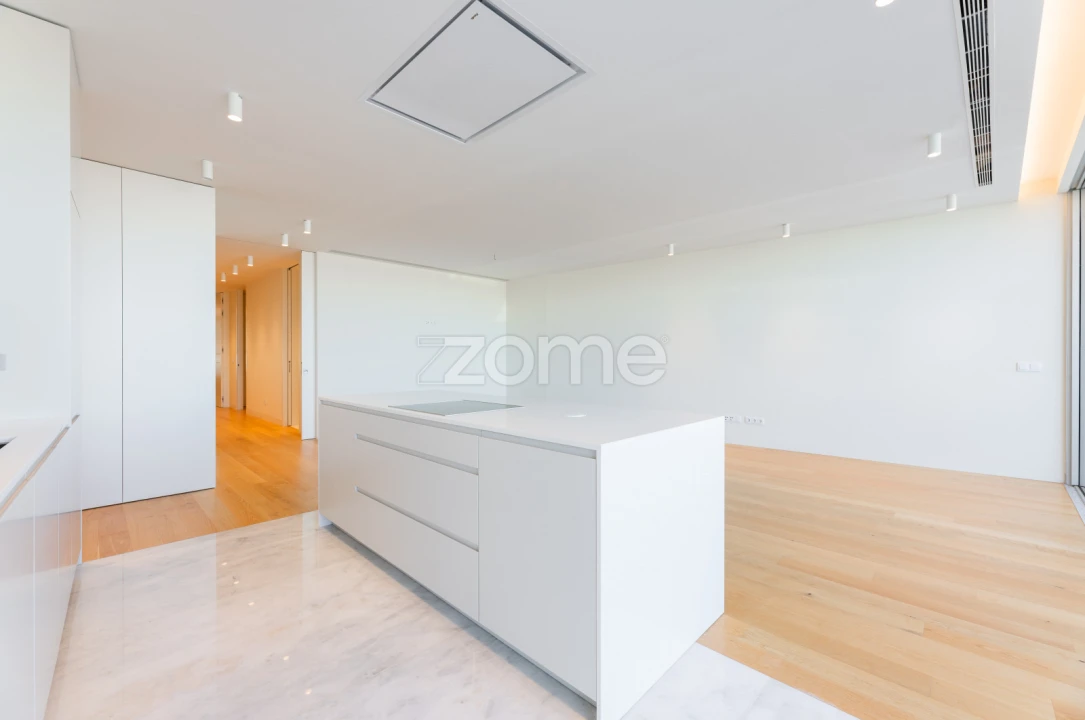 Apartamento T2 para Venda em Braga (Maximinos, Sé e Cividade) Foto 5