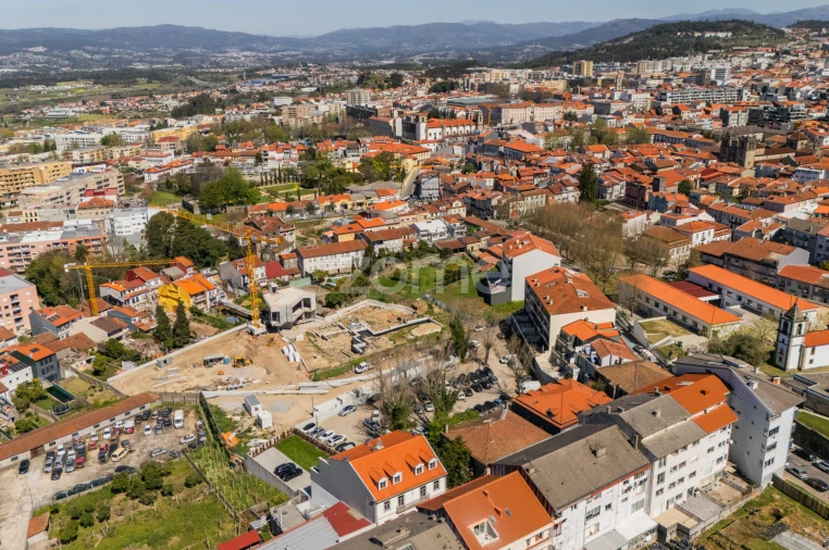 Apartamento T2 para Venda em Braga (Maximinos, Sé e Cividade) Foto 38